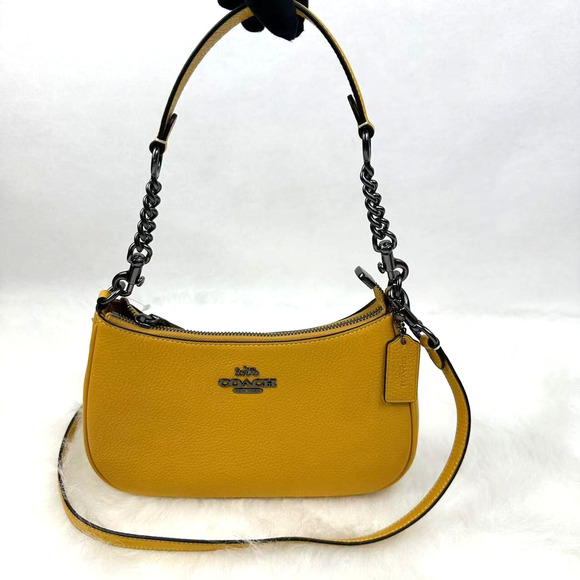 COACH Teri Shoulder/Crossbody Bag In Leather Turmeric Yellow CV934 NWT - Picture 1 of 12